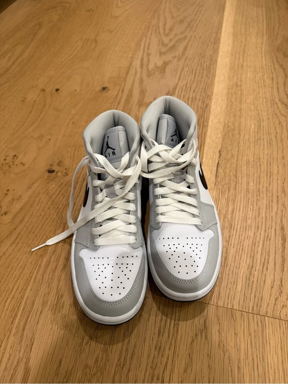 Womens Air Jordan 1 Mid Grey Fog